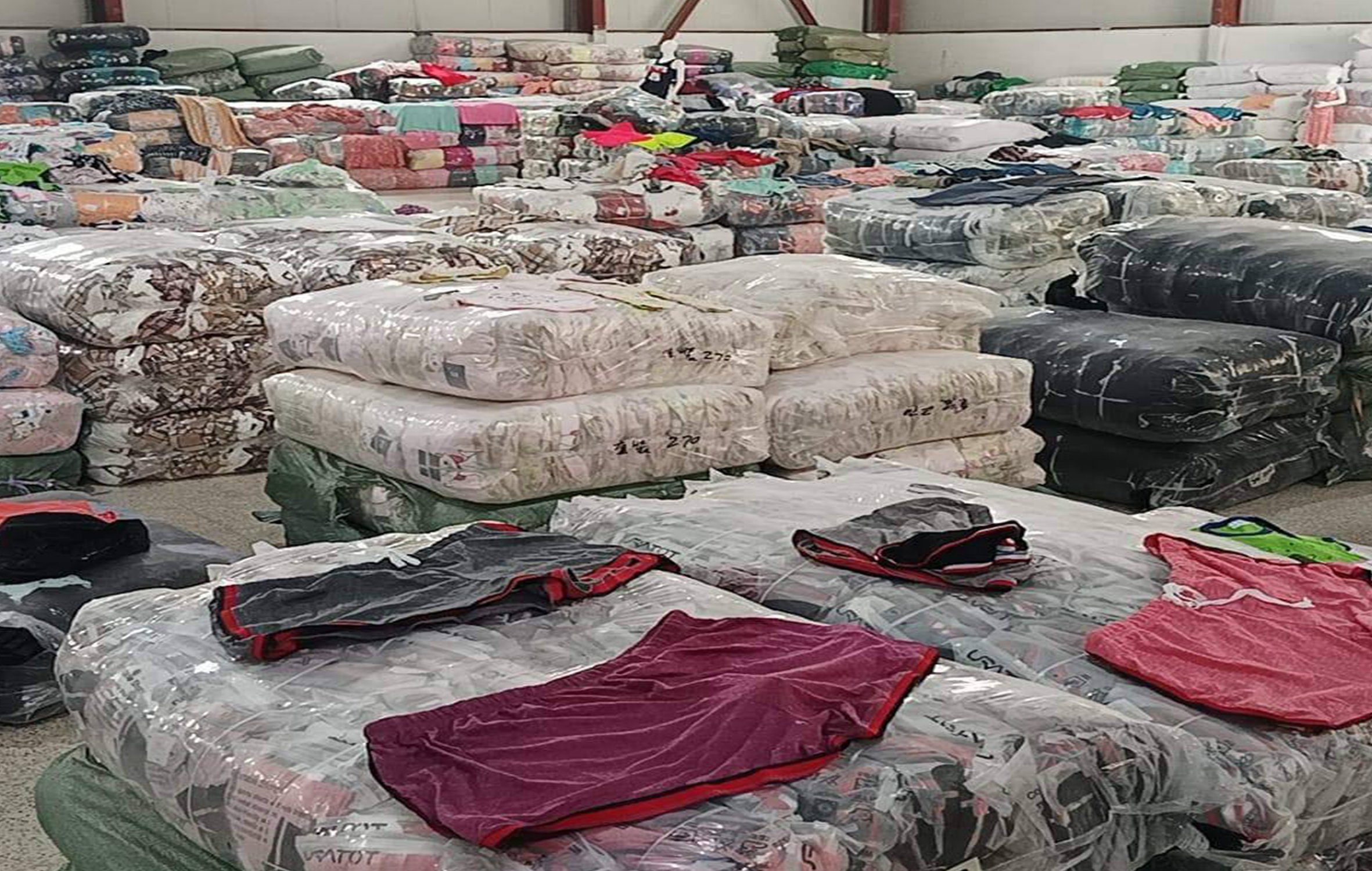 منتجات لحوم ومواشي